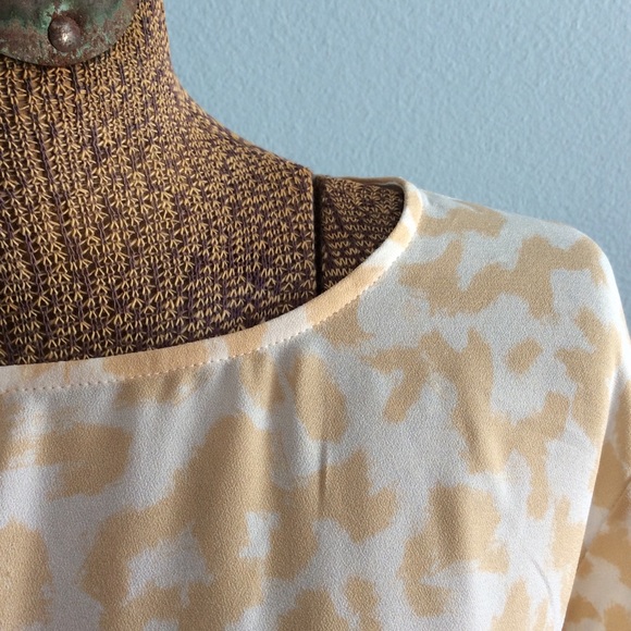 NWT A New Day Cheetah Print Cream Silky blouse L - Picture 6 of 15